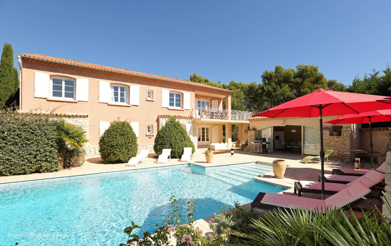 Provence vacation rental | Villa Hélène | Emotional Escapes by VIDEO