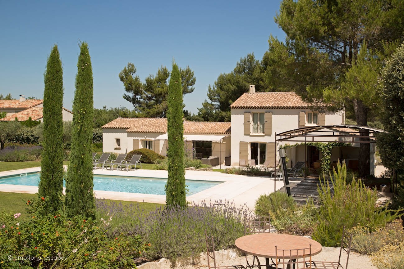 Provence luxury villa rentals 