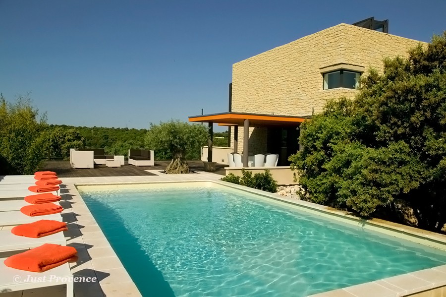 New South of France luxury holiday rentals properties to Just Provence – March/April 2013